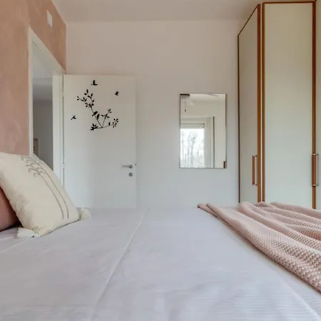 Casa Martina' Mit Seeblick By Interhome