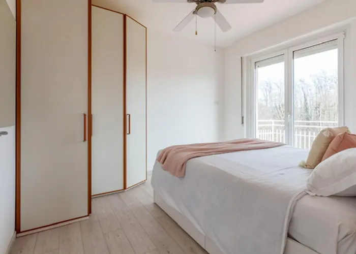 Casa Martina' Mit Seeblick By Interhome